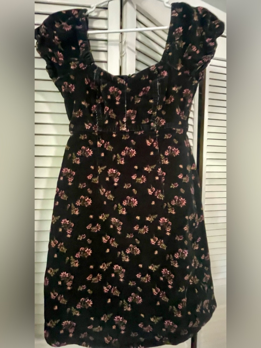 SO Black Floral Corduroy Puff Sleeve Mini Dress – 90s Whimsigoth / Cottagecore
